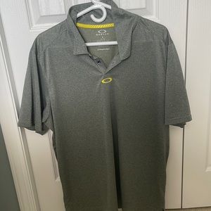 Oakleys Polo Hydrolix Golf T-Shirt